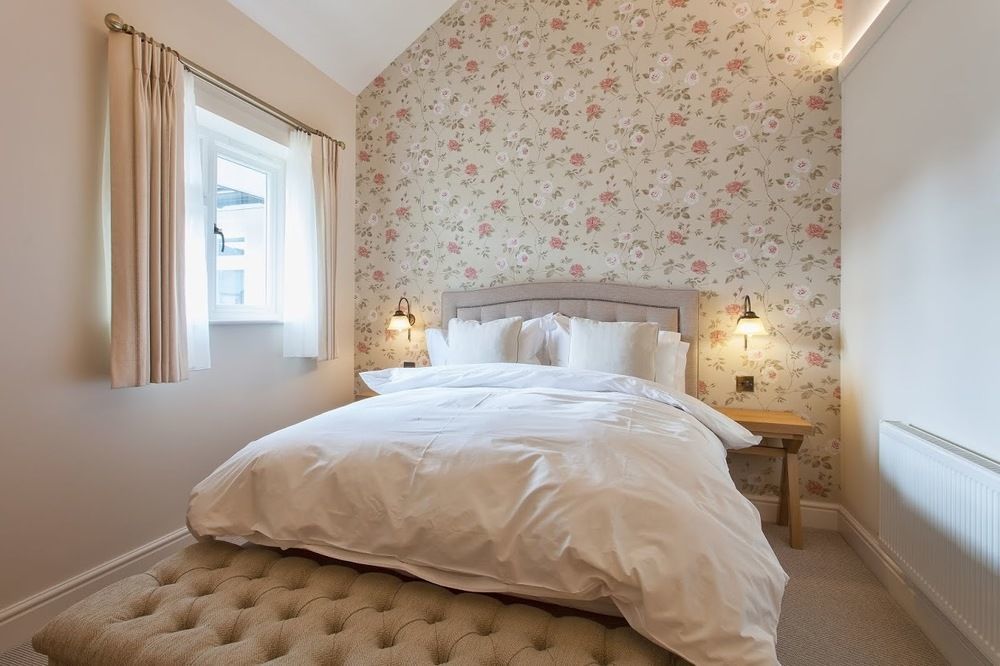 The Inn West End Уокинг Екстериор снимка